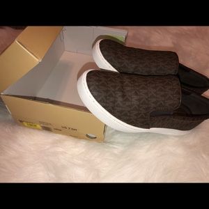 Michael Kors closed toe slide on sneakers size 7.5
